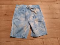 H&M kurze Hose Gr 116 Blau Weiß Shorts Niedersachsen - Schneverdingen Vorschau