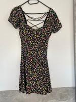 Blümchenkleid Nordrhein-Westfalen - Niederzier Vorschau