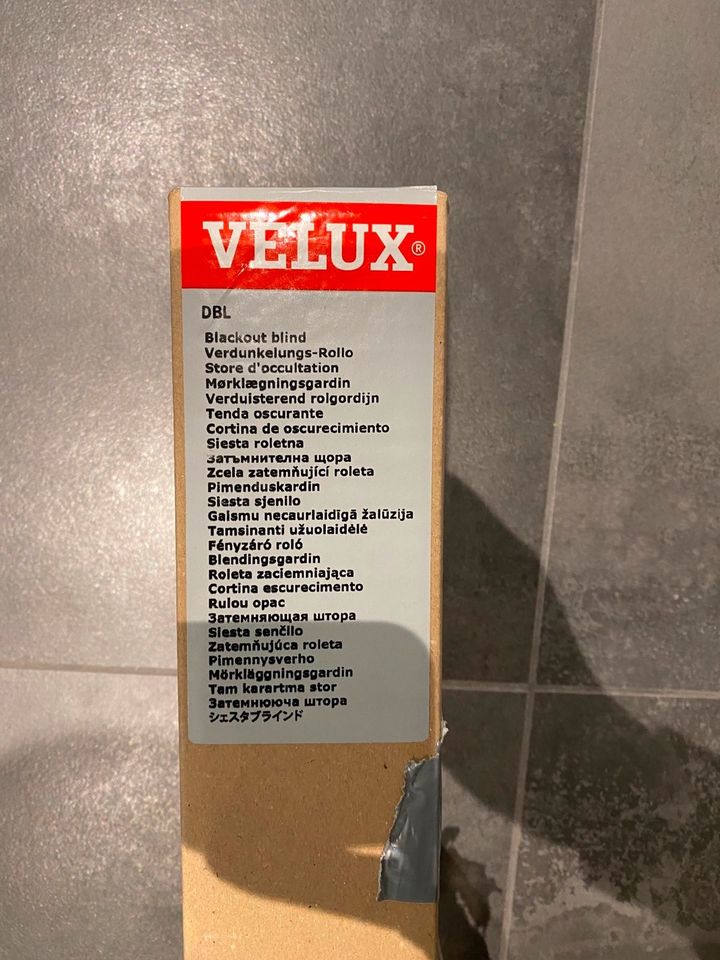 Velux Verdunkelungsrollo Classic weiß M04 M34,... 61 x 74 cm in Walddorfhäslach