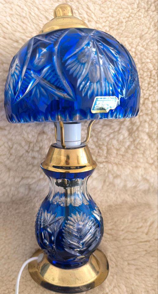 Tischlampe rarität Kristall  blau in Singen