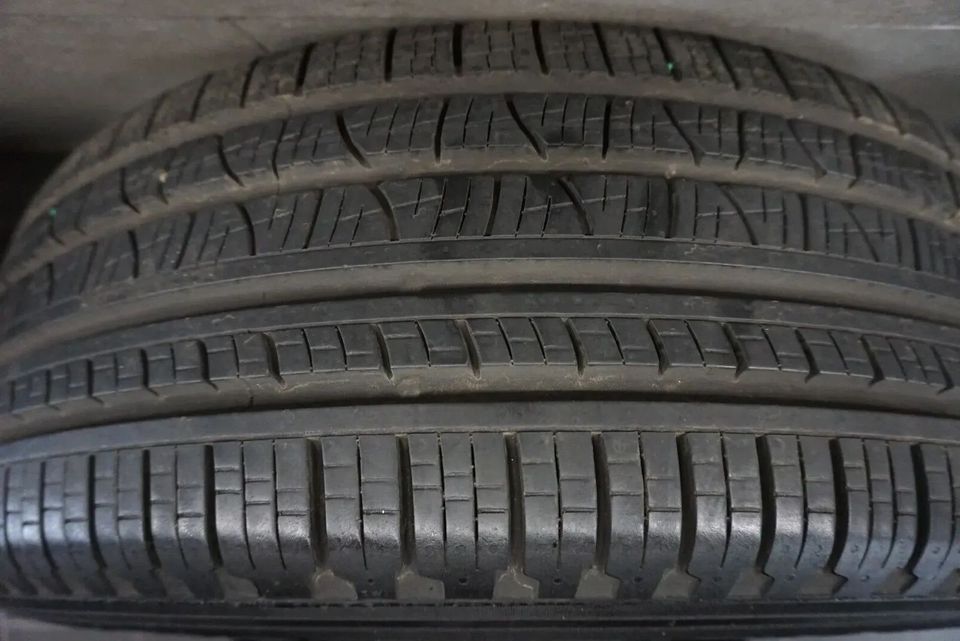 4 ORIGINAL ALLSEASON ALLWETTER GANZJAHRESRÄDER GANZJAHRESREIFEN 235/60 R18 FÜR LANDROVER RANGE ROVER EVOQUE LV 18-ZOLL EJ32-1007-AB MwSt. ausweisbar ! in Borchen