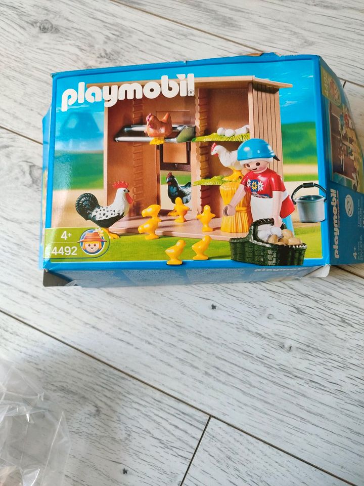 Playmobil 4491 Hasenstall und 4492 Kaninchenstall in Essen