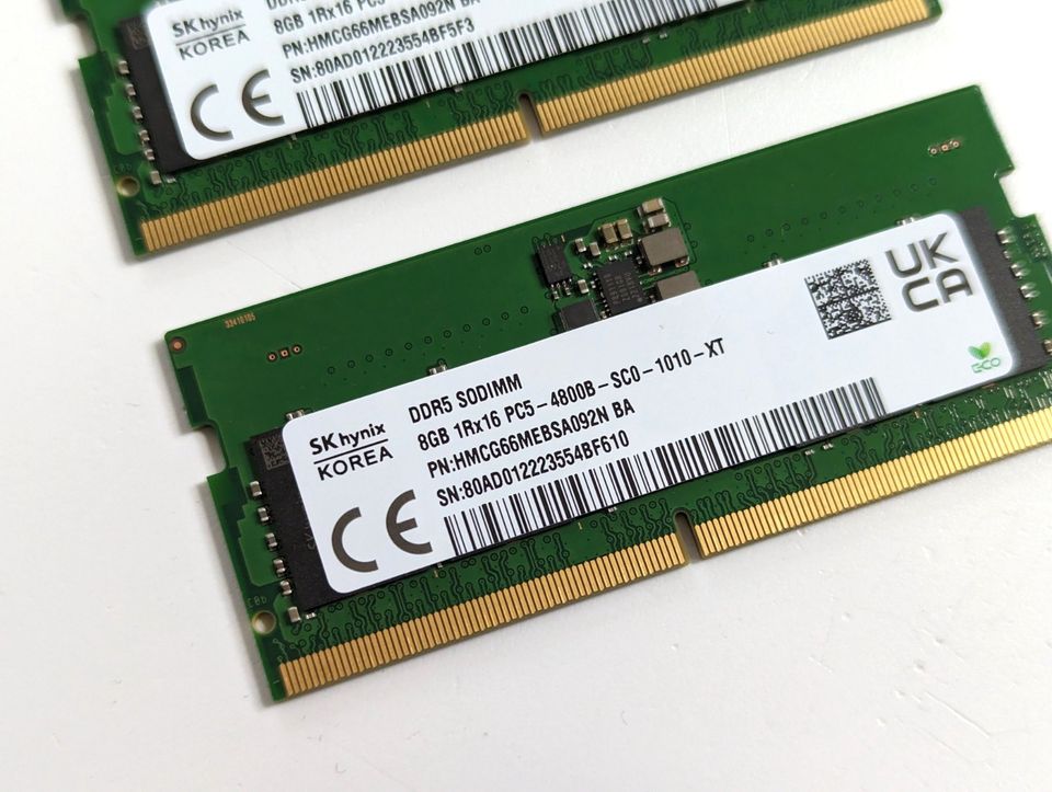 SK Hynix 16GB (2x 8GB) SO-DIMM DDR5 RAM für Razer Blade geeignet in Duisburg