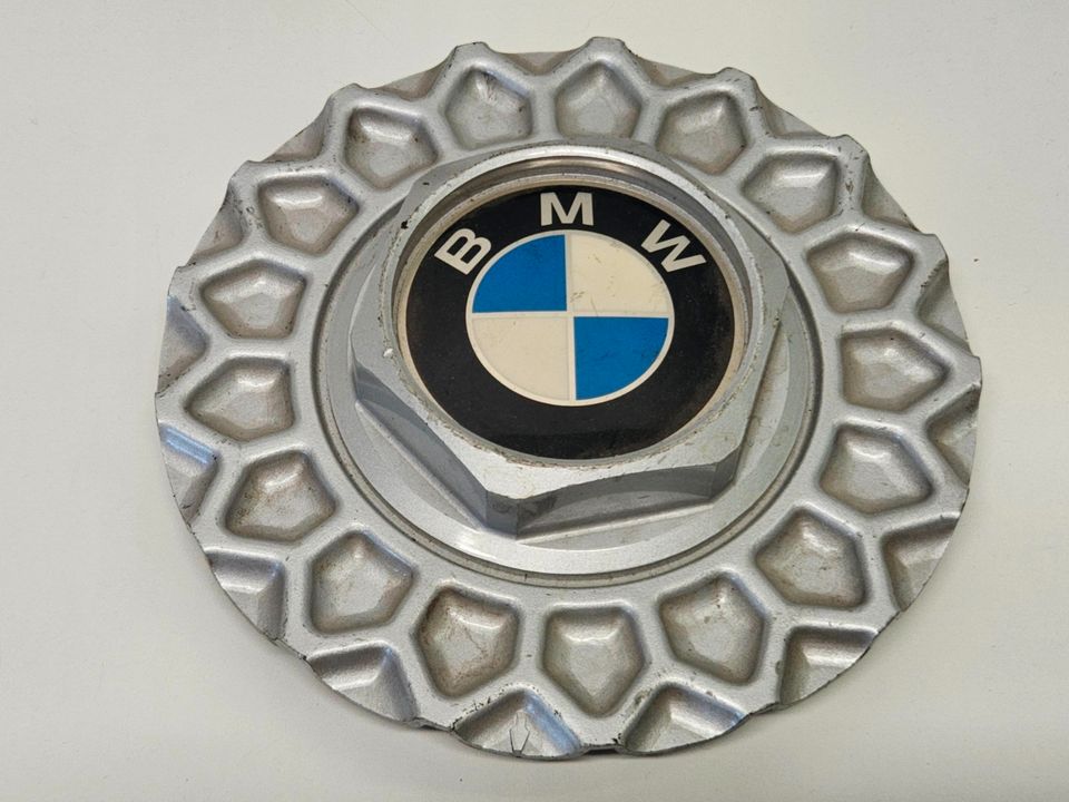 Nabenkappe Style 5 BMW 6er E24 ('76-'89) 36131178950 in Bunde