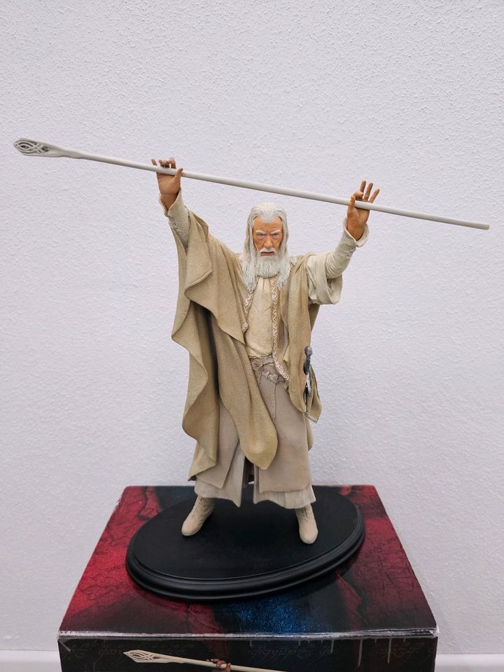 Herr der Ringe - Gandalf The White 1/6 Statue - Sideshow Weta in Ingolstadt