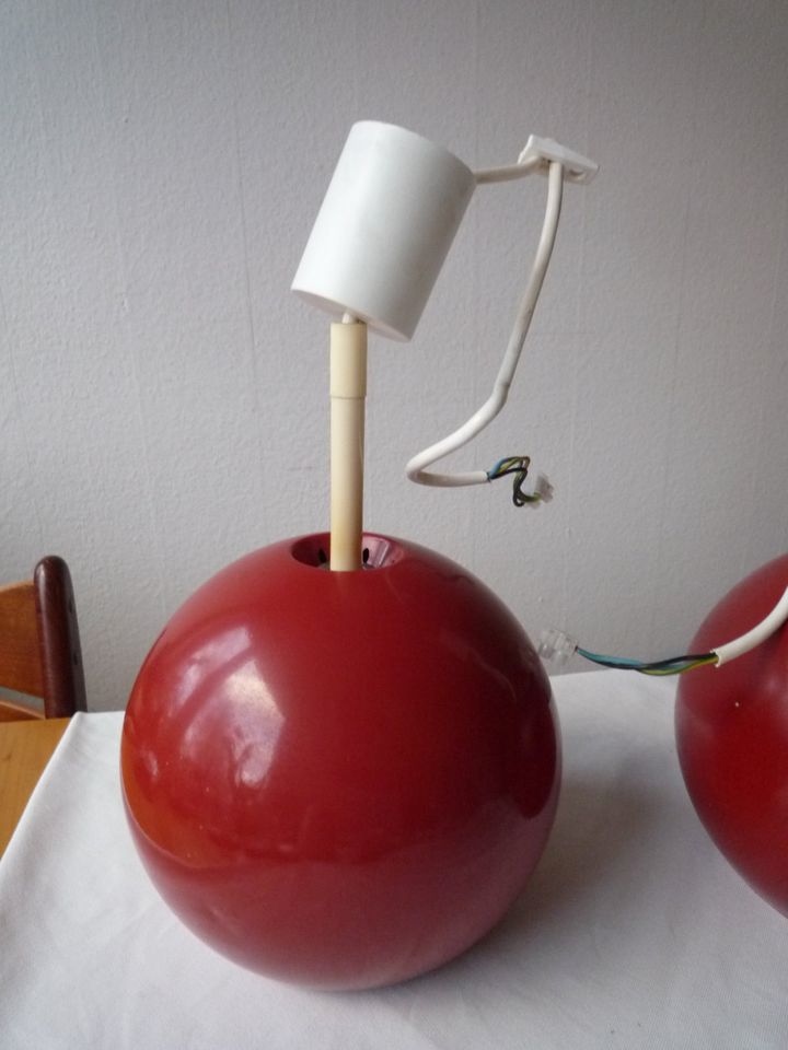 2 Rote Kugel Decken Lampe Pendel Leuchte 70's Panton Style in Hamburg