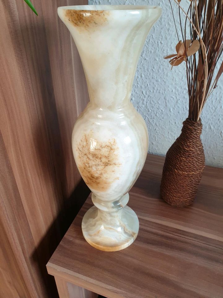 Große Vase aus Granik Antik true vintage in Leipzig