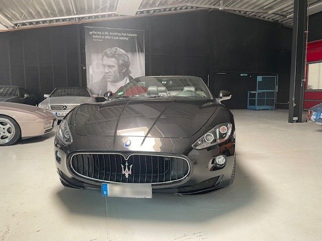 Maserati GranCabrio 4.7 V8 Sport Automatik Sport in Köln