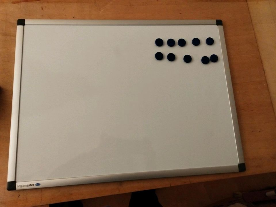 Whiteboard ca. 45 x 60 cm mit Stift in Hohenfels