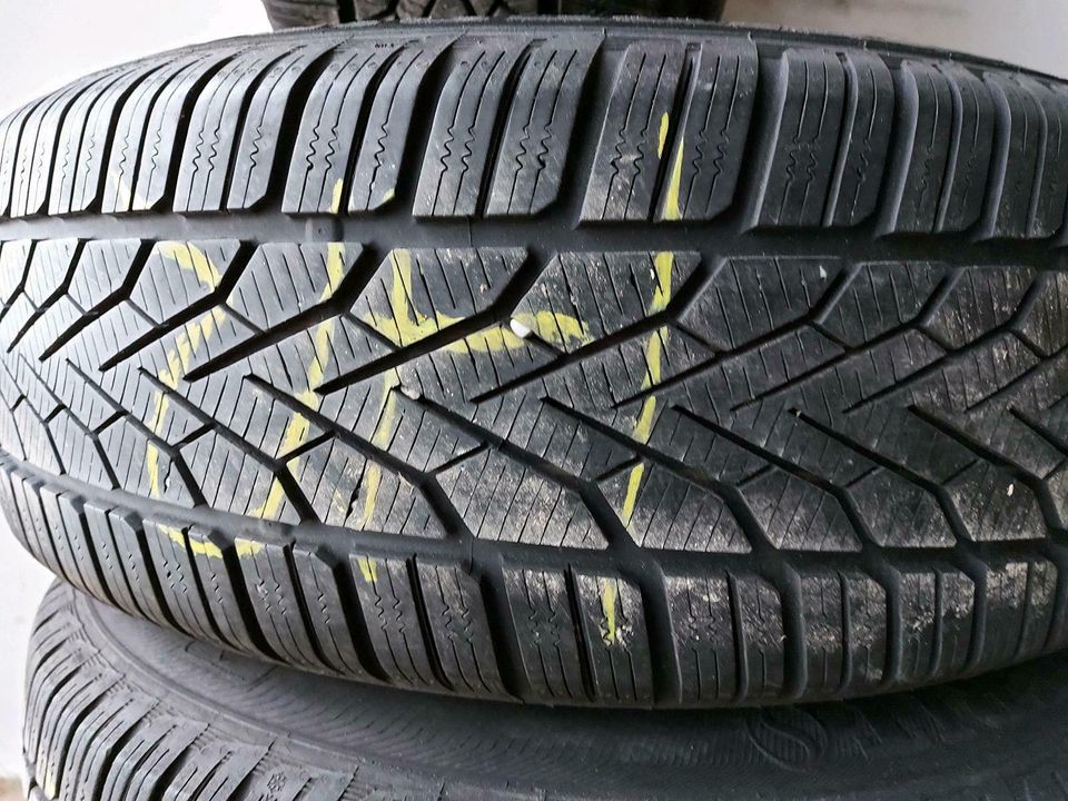 Kompleträder Winterreifen Peugeot 215/60R16 99H 6mm in Detmold