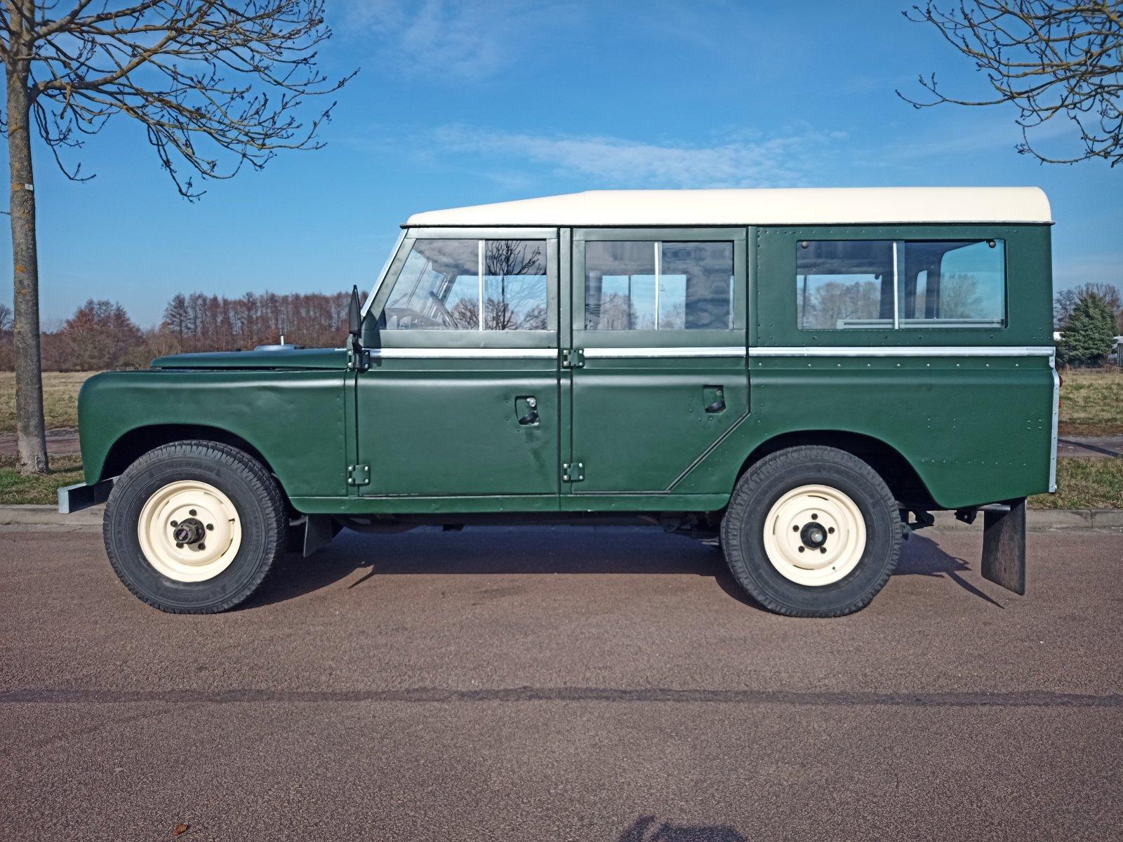 Abbildung des Autos Land Rover  Serie III  S…