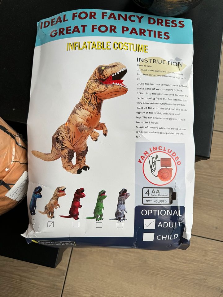 Dino Kostüm Erwachsene Geburtstagsparty Fasching Anzug M/L/ XL in Waldshut-Tiengen