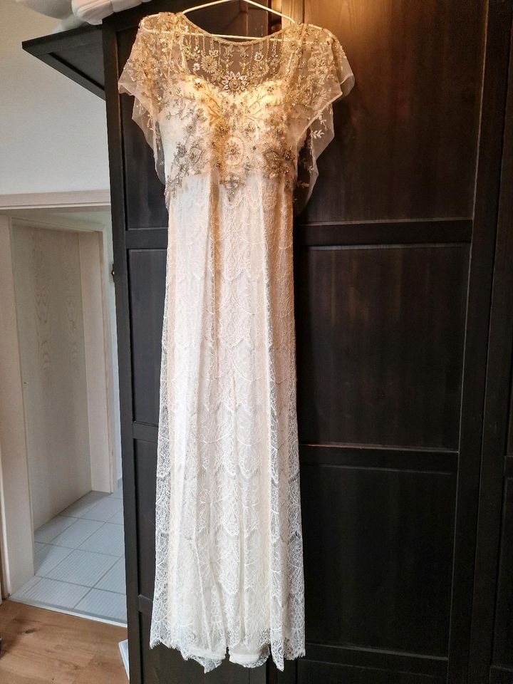 Hochzeitskleid von Anna Campbell in Allensbach