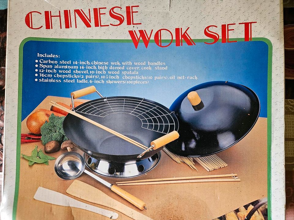 NEU Chinese Wok Set mit viel Zubehör in Ronshausen