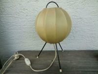 Lampe 50er 60er 70er Cocoon Spaceage Tripod Vintage Tischlampe Hessen - Groß-Gerau Vorschau