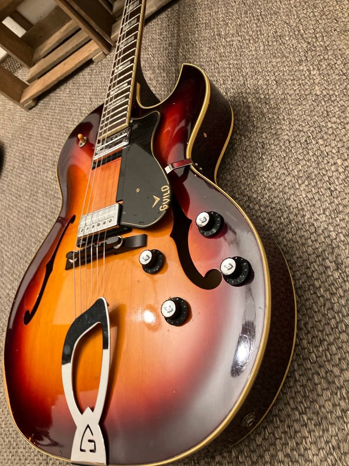 1964 Guild  CE-100 Capri Archtop Jazzgitarre Rio Palisander in Großlangheim