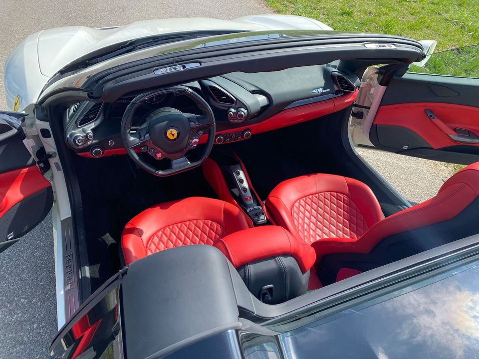 Ferrari 488 Spider Spider in Passau