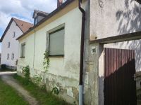 Sanierungsbedürftiges Einfamilienhaus mit Anbau in Hohenmölsen Sachsen-Anhalt - Hohenmölsen Vorschau