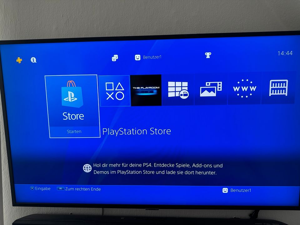 PS4 Pro inkl. 2 Controller und Ladestation, sowie OVP in Melle
