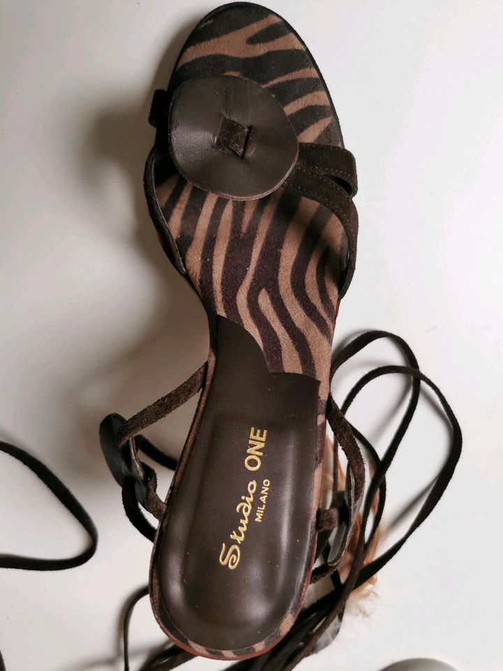 Leder Sandalette zum Binden von Studio One , Velourleder in Georgsmarienhütte