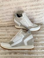 Geox Leder sneaker Sneakers D Nydame A D620QA Weiß-Grau München - Schwanthalerhöhe Vorschau