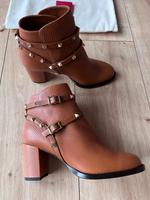 Valentino Garavani Rockstud Boots Braun Neu Gr. 37 Berlin - Köpenick Vorschau