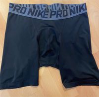 Nike Pro Herrenshorts Größe M Nordrhein-Westfalen - Kaarst Vorschau