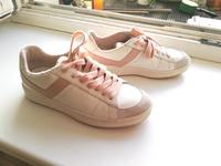 PONY Gr. 38 US 5,5 Sneakers Damen weiß altrosa Leder Berlin - Mitte Vorschau
