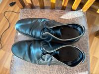 Schwarze schicke Lederschuhe Riecker Männer 45 München - Moosach Vorschau