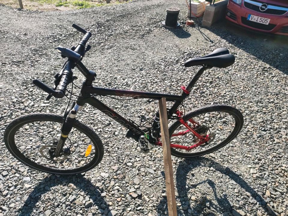 MTB Giant xtc Mountainbike 26 Zoll voll gefedert 24Gang in Schöneck