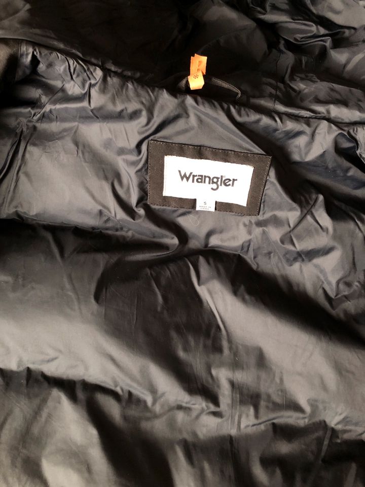 Wrangler Wintersteppjacke S in Sprockhövel