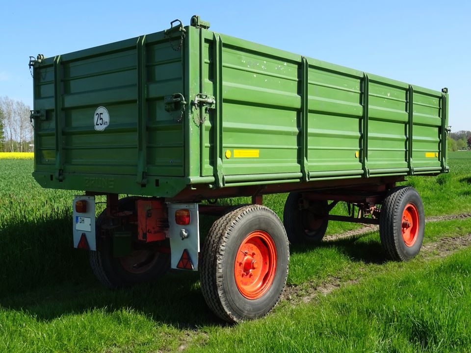 Kipper 8 Tonnen Zweiseitenkipper Kornwagen in Scholen