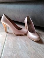High Heels Bayern - Großheirath Vorschau