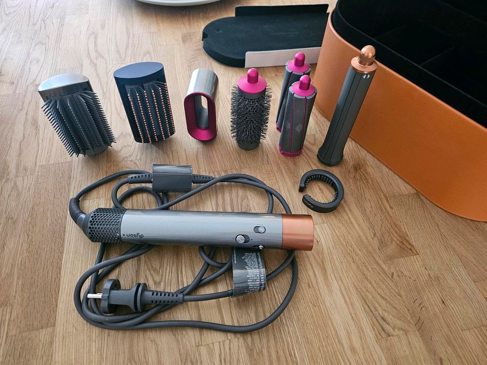 Dyson Airwrap Föhn Lockenstab Hairstyler in Wildeshausen