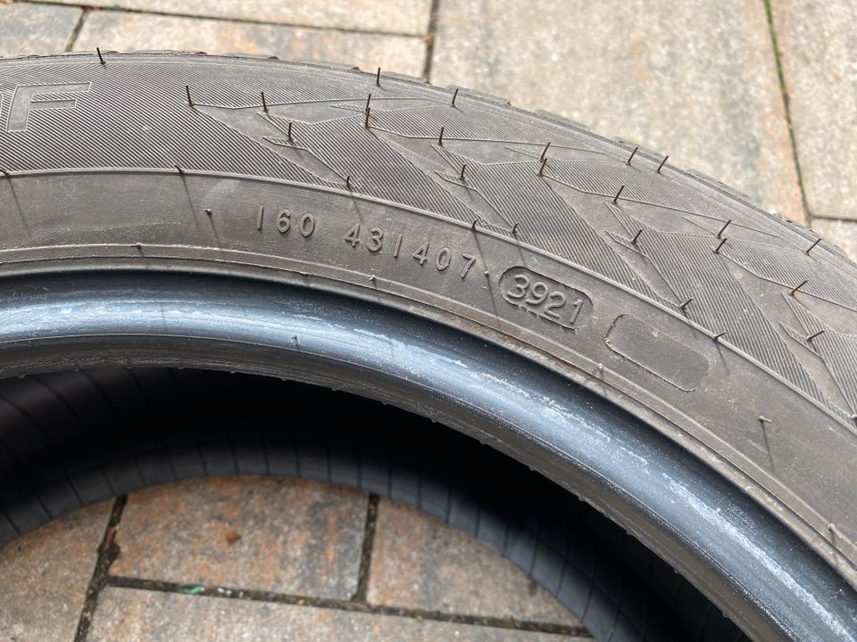 4 NOKIAN Allwetterreifen gebraucht / 215/55R17 98W / Dot 3921 in Offenbach