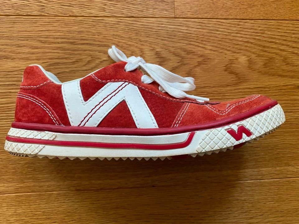 VADO Sneaker Halbschuhe rot weiß Leder wie Neu Flex Zone 36 in Fredersdorf-Vogelsdorf