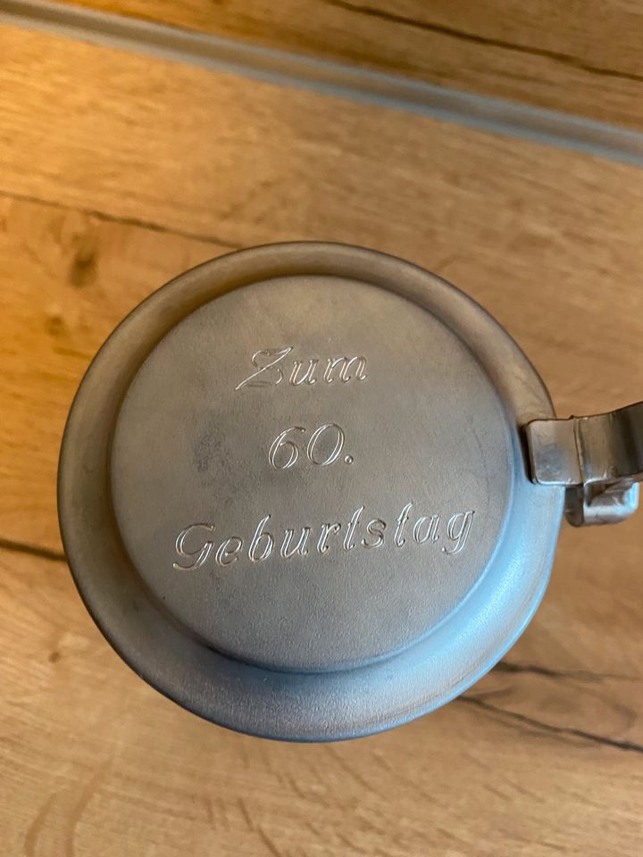 Glaskrüge mit Deckel/Zinndeckel mit Gravur in Cham