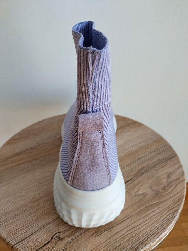 Chunky Mid Cut Sock-style Sneaker NA-KD Flieder Größe 39 *NEU* in Speyer