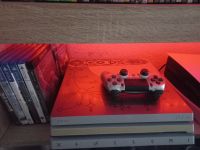 Playstation 4 Pro 1 TB Limited Edition inkl. 2 Controller & Games Nordrhein-Westfalen - Hückelhoven Vorschau