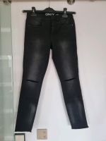 Jeans schwarz Stretch used Look Größe S/30 mit Schlitzen Bayern - Ingolstadt Vorschau