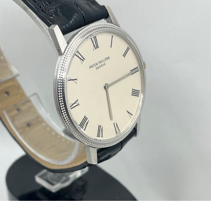 Patek Philippe Calatrava Ultra Thin Full-Set in Berlin