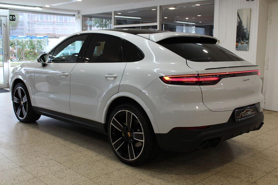 Porsche Cayenne V6"Coupe"Panorama"360°"HeadUp"SoftClose" in Hamburg