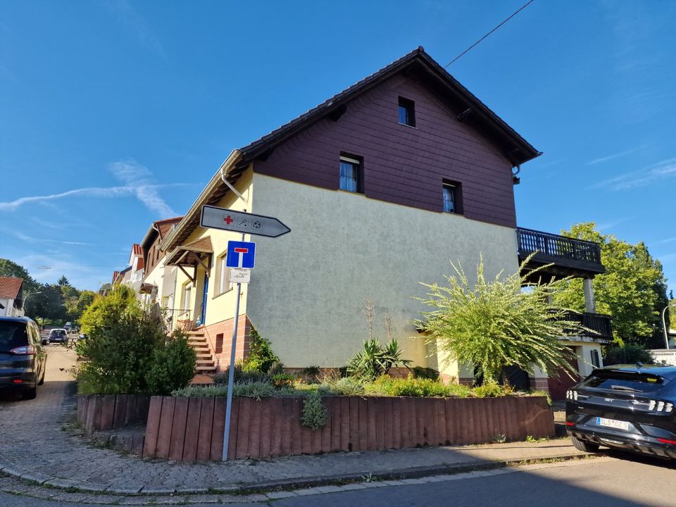 1 bis 2 Familienhaus in ruhigem Ortsteil von Lebach in Lebach