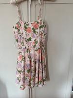 Ich verkaufe ein Sommerkleid von Zara in Größe 36 Baden-Württemberg - Donaueschingen Vorschau