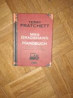 Terry Pratchett Mrs. Bradshaws höchst nützliches Handbuch Bremen - Schwachhausen Vorschau