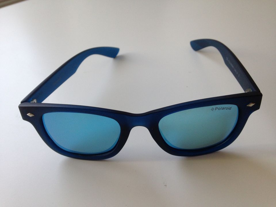 Polaroid Sonnenbrille Kinder blau in Fürth