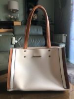 Handtasche, Schultertasche Creme, beige, 34cm breit mal 24cm Neu Nordrhein-Westfalen - Remscheid Vorschau