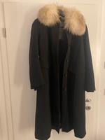 Prada Mantel Gr.40 (IT 46) Pelz Neuwertig Original schwarz Bayern - Karlsfeld Vorschau
