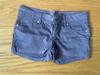 Hallhuber kurze Hose Shorts lila Gr 34 Bayern - Schnaittenbach Vorschau