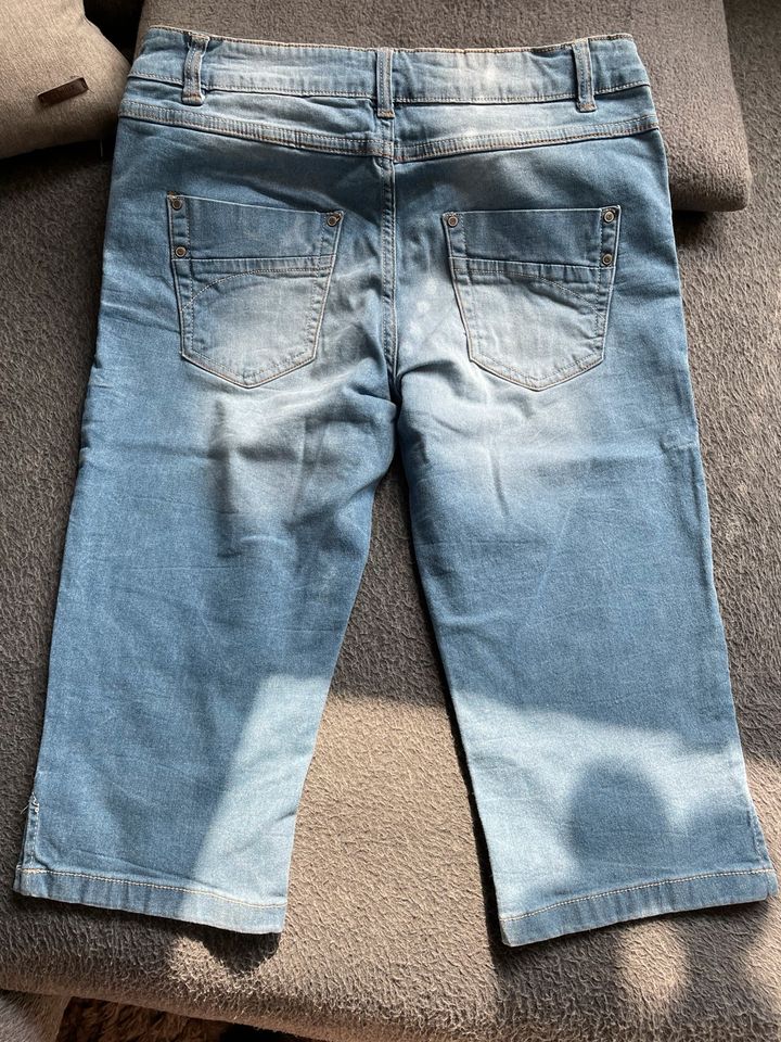 3/4 Hose kurze Jeans in Niederaula